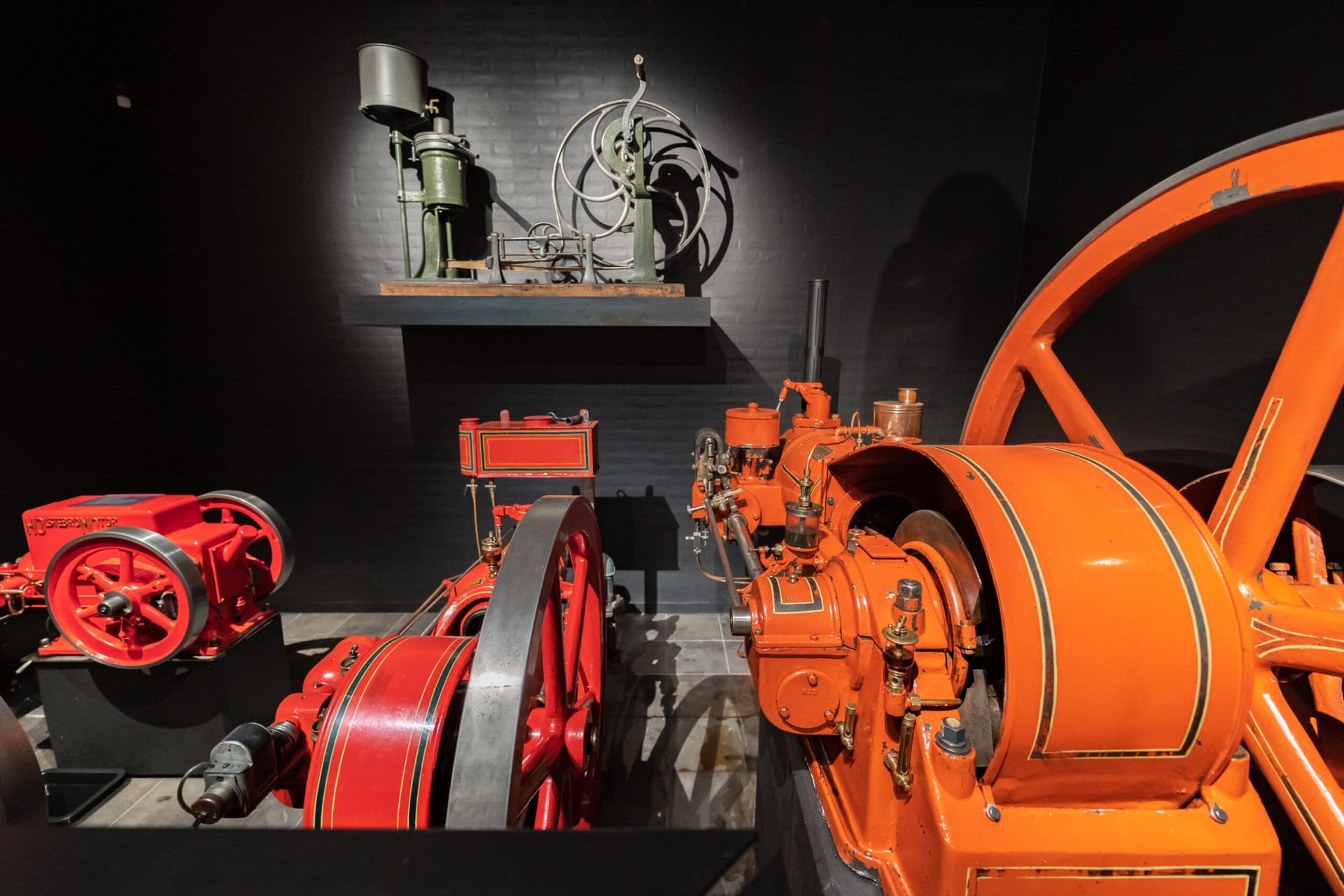 Besøg Jernmænd på Holstebro Museum, der er fortællingen om, hvordan jernstøberiet Birn blev til og har præget området.